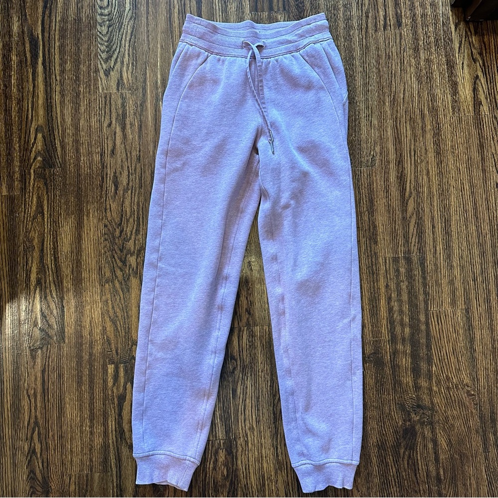 Lululemon heathered pink sweatpants